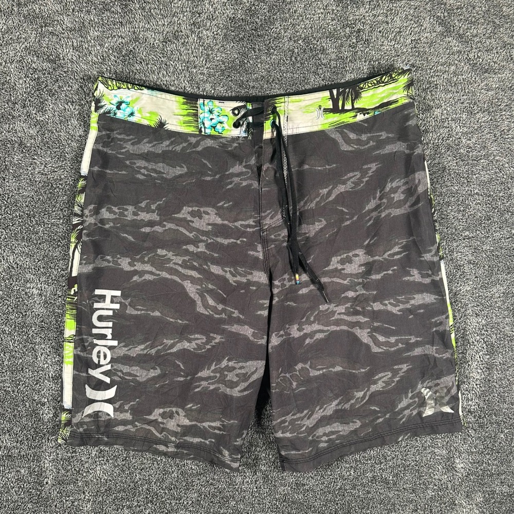 Hurley Board Shorts Mens 34 Gray Camo Floral Stretch Swim Trunks Beach Trim